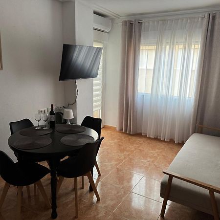 Almuden'S Green Apartment, High-Speed Free Wifi, 250M To Beach, The Center Of Torrevieja Esterno foto