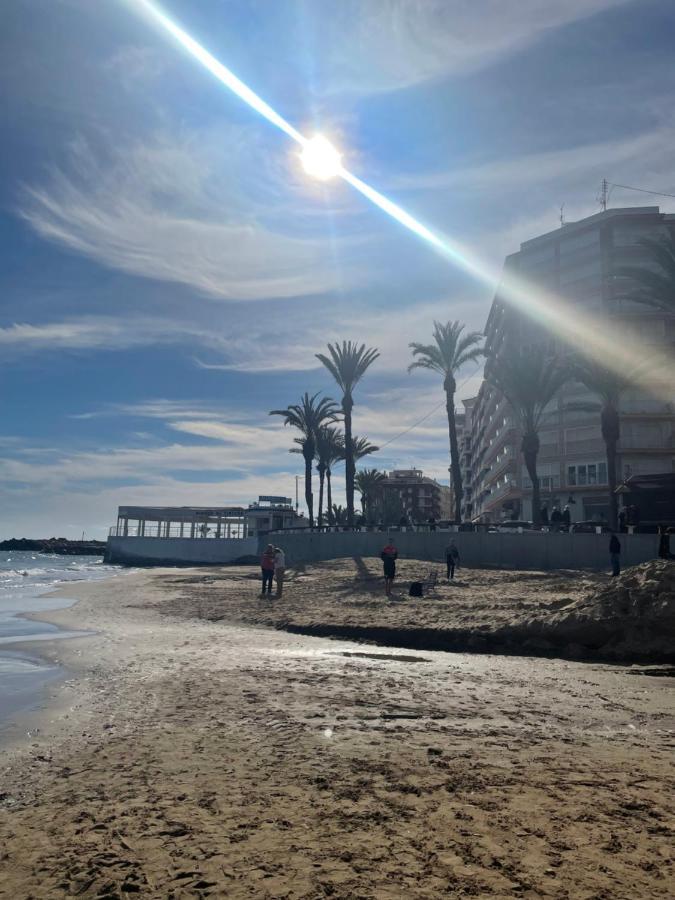 Almuden'S Green Apartment, High-Speed Free Wifi, 250M To Beach, The Center Of Torrevieja Esterno foto