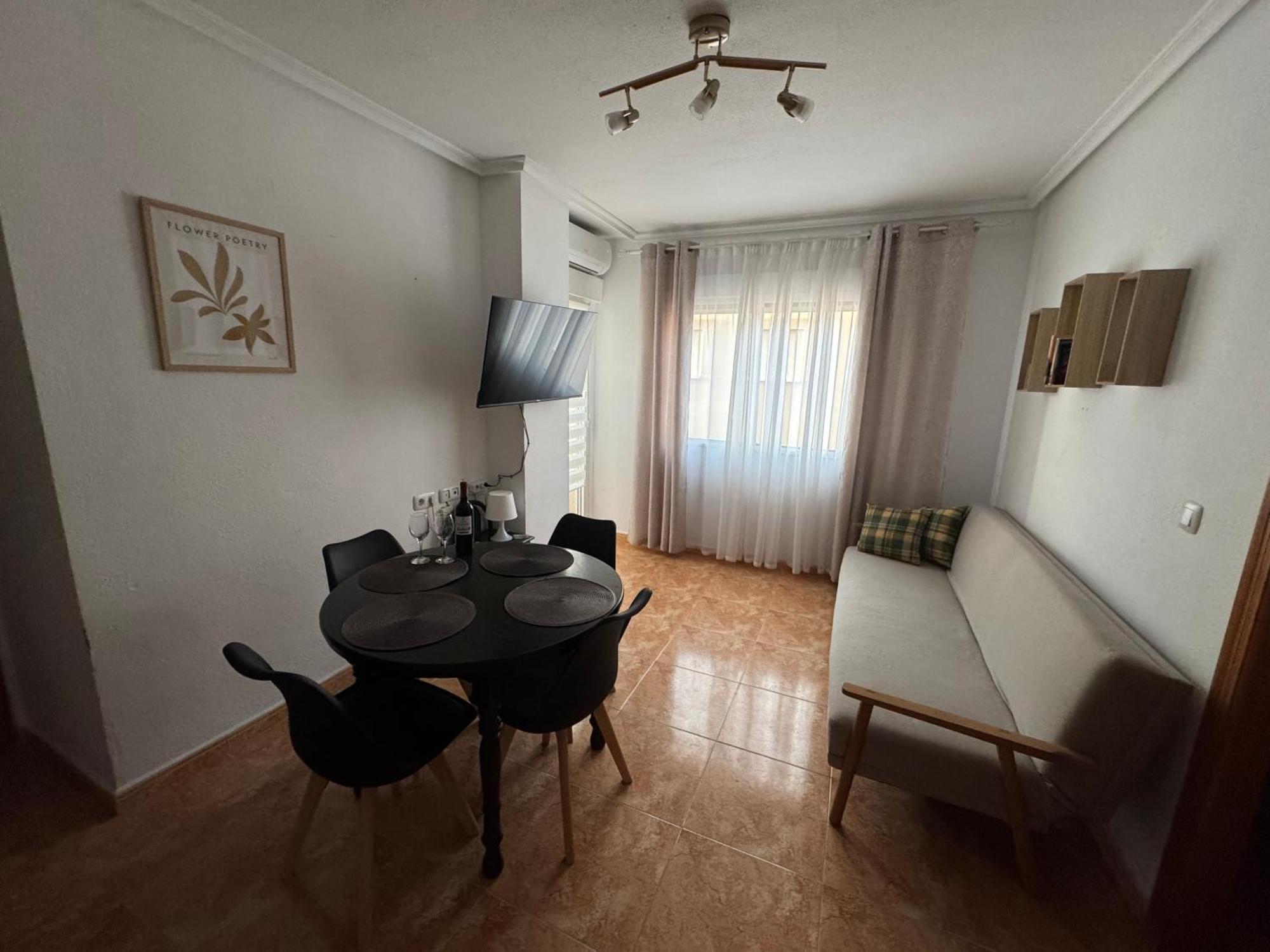 Almuden'S Green Apartment, High-Speed Free Wifi, 250M To Beach, The Center Of Torrevieja Esterno foto